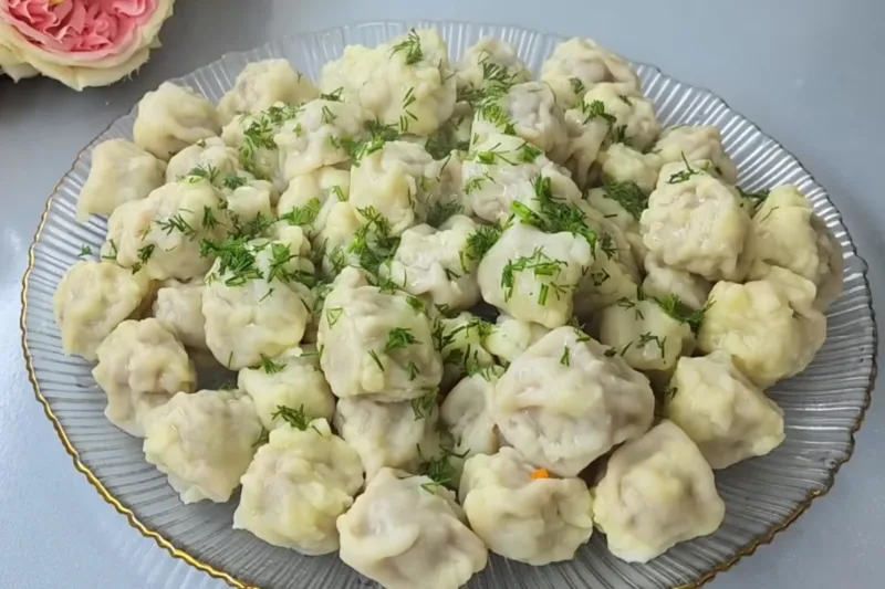 Сочные дагестанские курзе с мясом в бульоне со сливочным маслом от Виктора Ерофеева