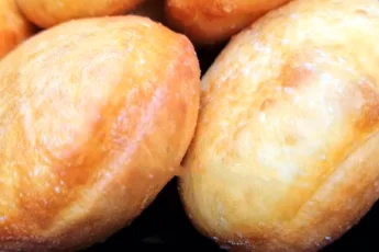 Мягкие золотистые баурсаки