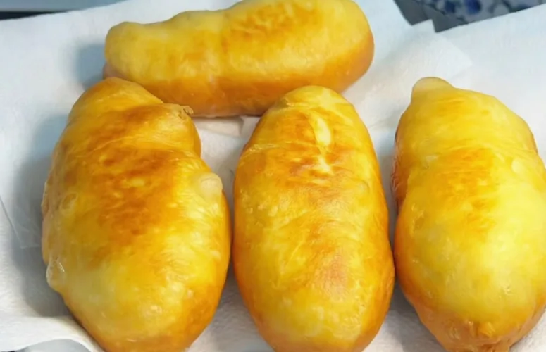 Золотистые жареные пирожки с мясом на кефире без дрожжей от Виктора Ерофеева