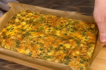 Греческий кабачковый пирог с фетаксой в духовке