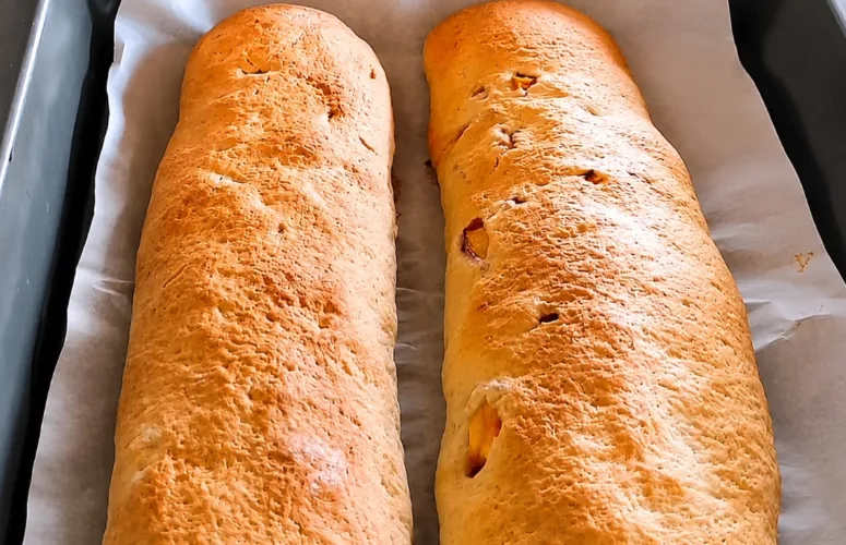 Летние рулеты с персиками и абрикосами в духовке
