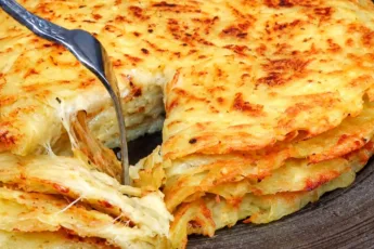Картофельные лепёшки-драники с сыром из простых ингредиентов